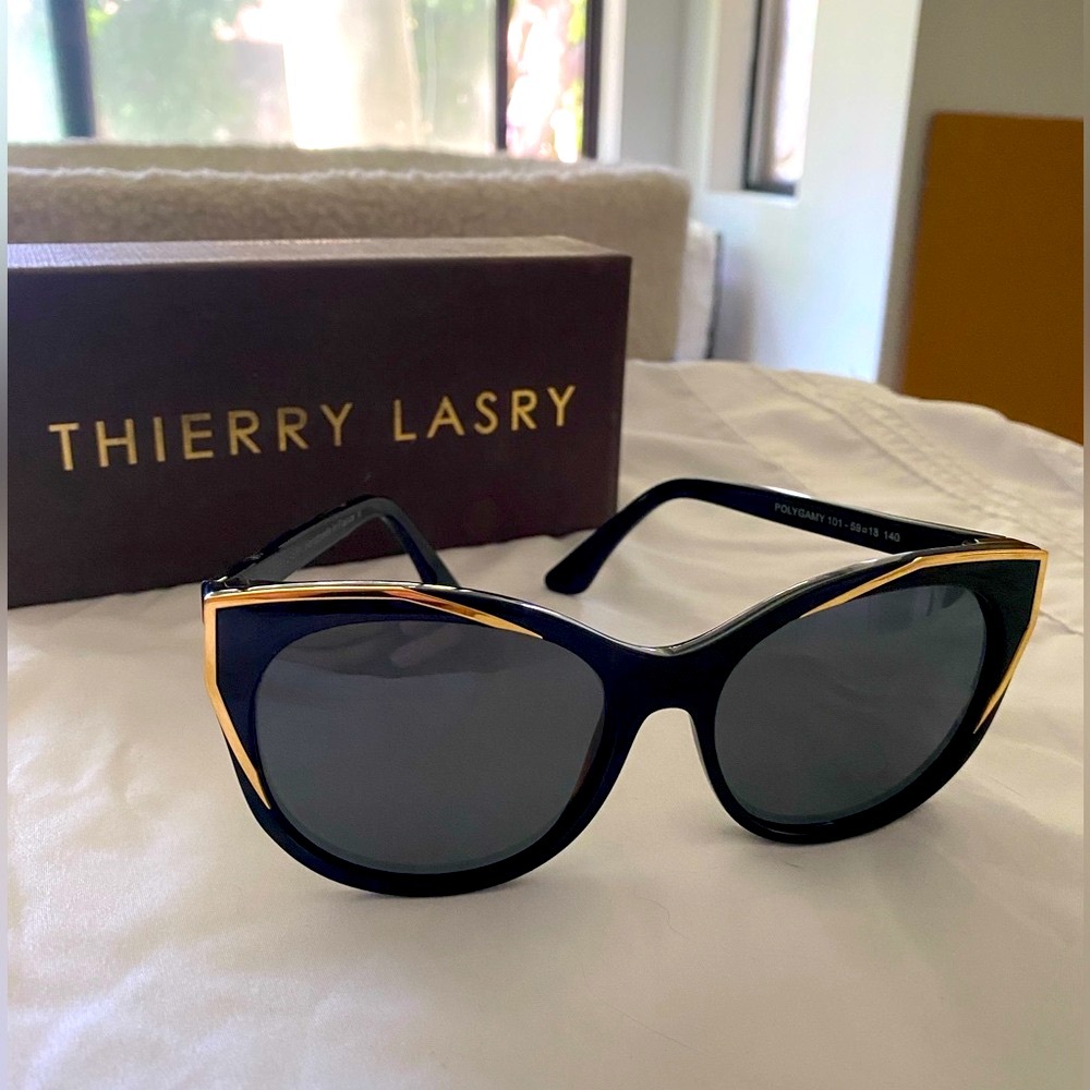Thierry Lasry 😎 Polygamy Cat Eye Sunglasses
